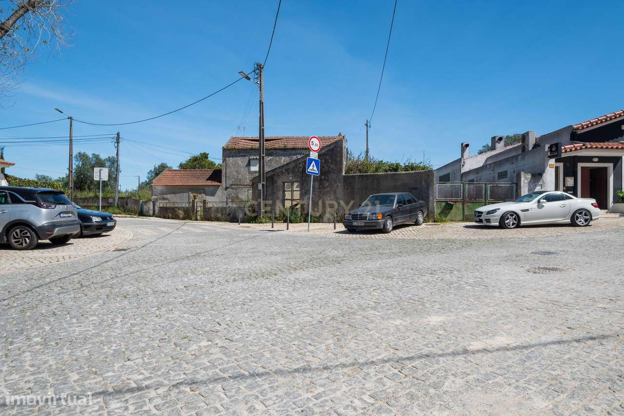 Propriedade com 4754m2 para reabilitação - Grande imagem: 5/15