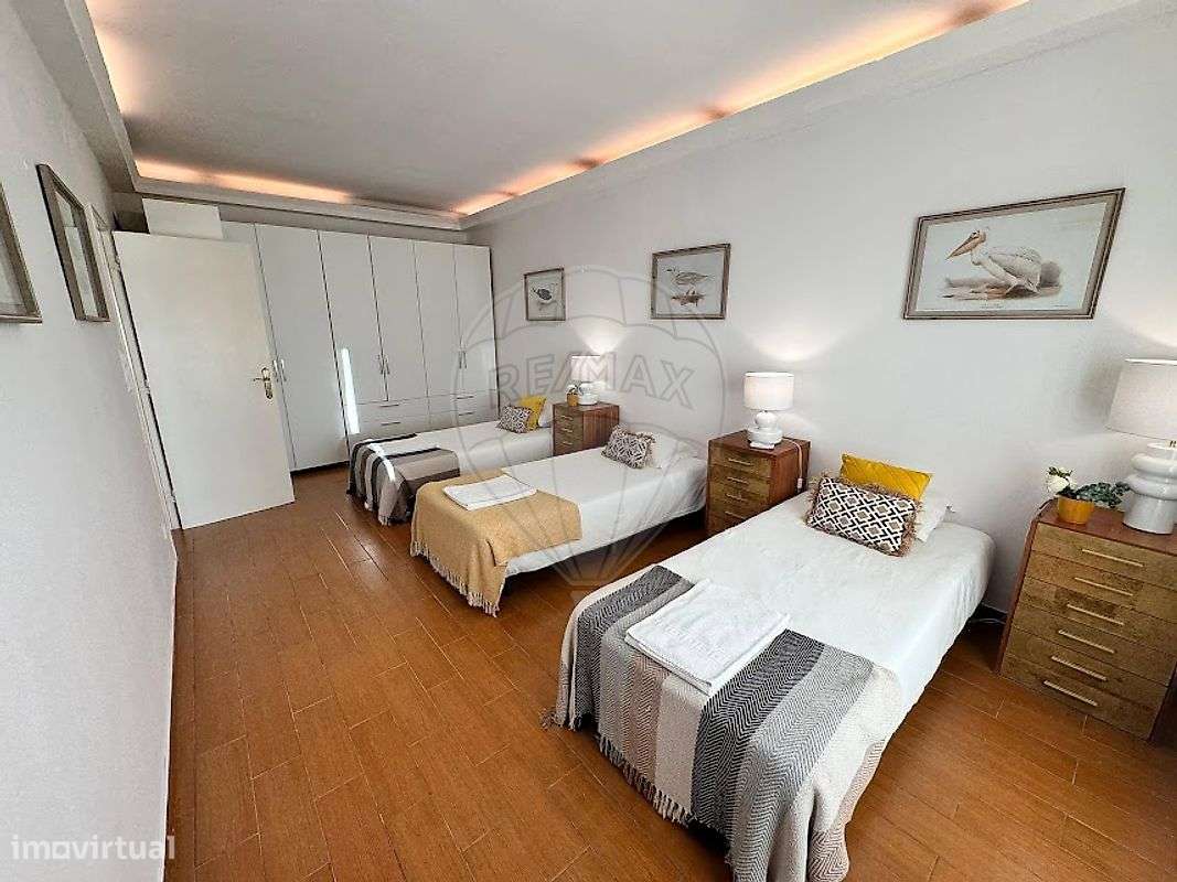 Moradia T5 para venda-8