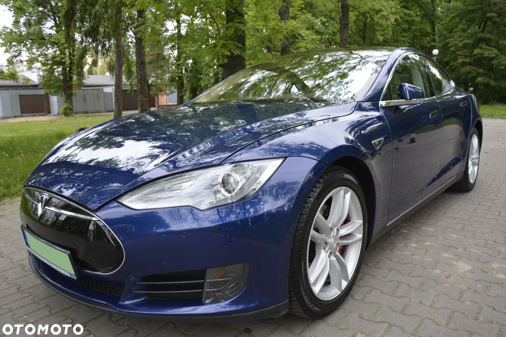 Tesla Model S Long Range - 1