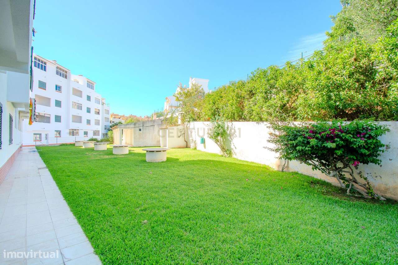 Apartamento T2 com 116 m² em Condomínio Privado no Centro de Albufeira-18