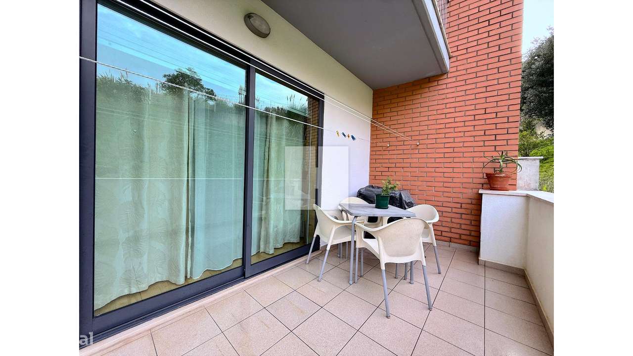 Apartamento T3 c/ Terraço e Garagem-18