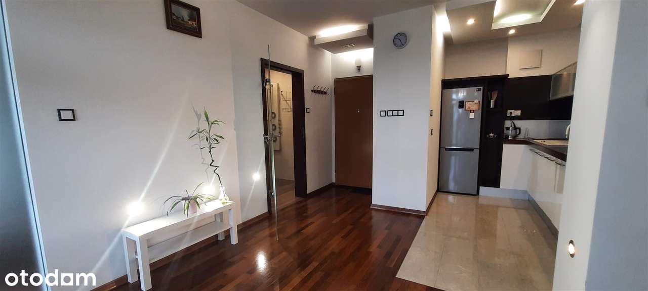APARTAMENT z BALKONEM /PRZY METRZE Z MIEJSCEM POSTOJOWYM - Pełny obrazek: 5/10