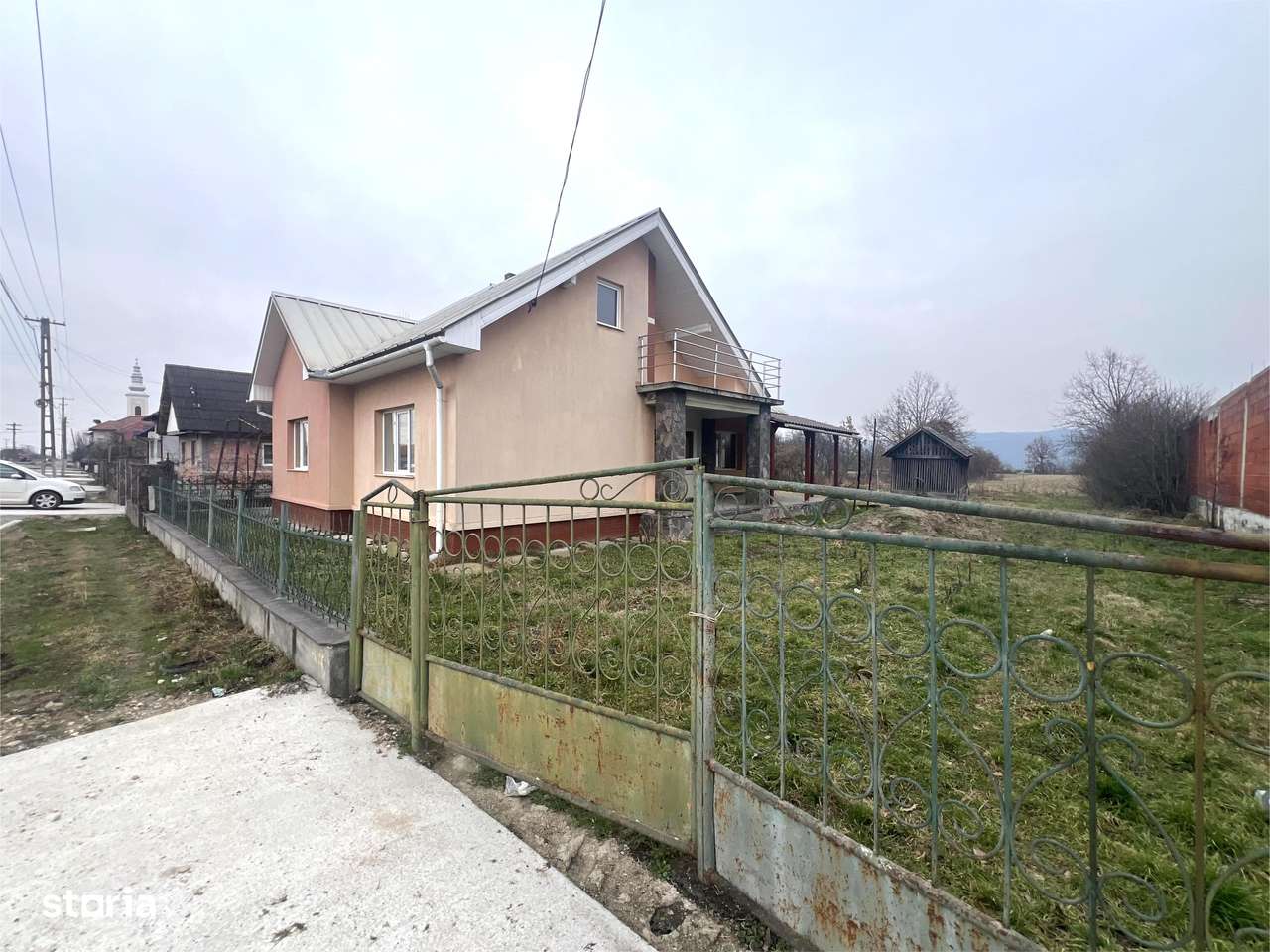 Casa cu 3 camere, renovata integral | Teren 4.748 mp | Borlesti-4