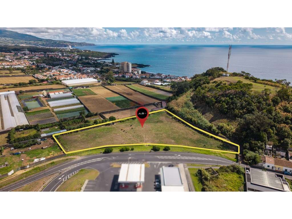 Terreno situado na freguesia de Rosto do Cão - São Roque-10