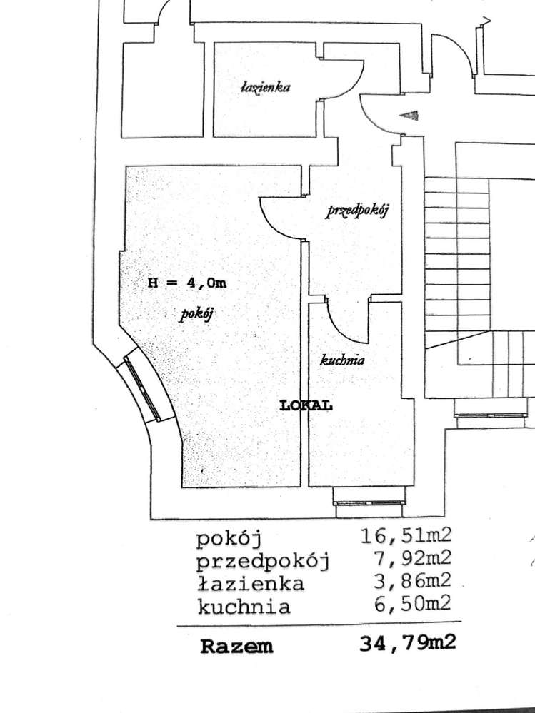Kawalerka w świetnej lokalizacji - ul. Piłsudskiego-4