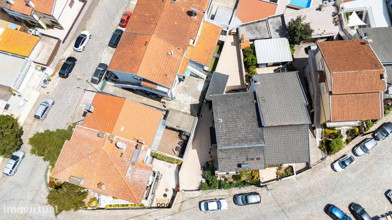 Moradia T3+1 Renovada em Fânzeres (Seixo).Garagem, Jardim e...-27