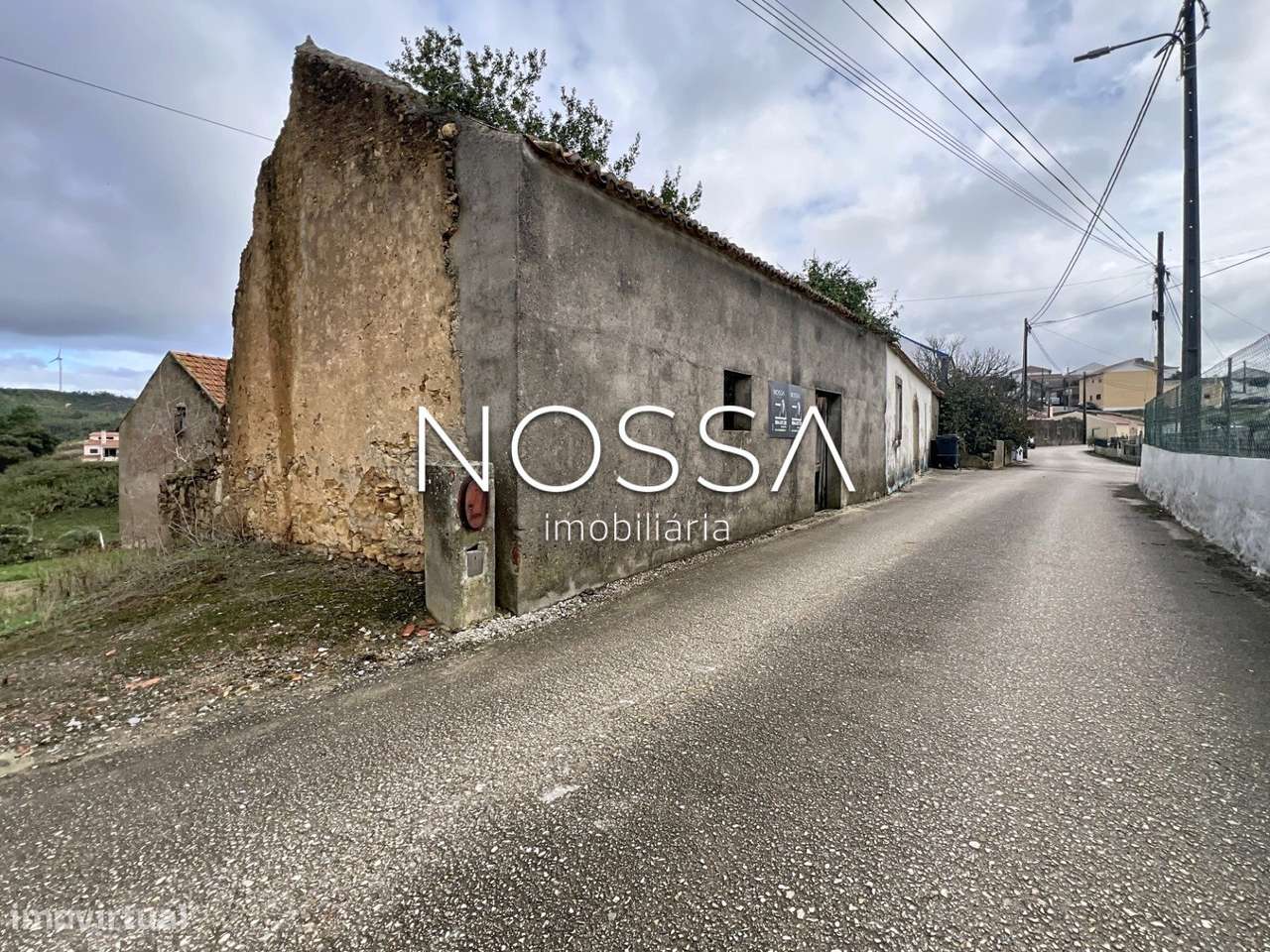Ruína com 60m² | Terreno urbano | Sobral da Abelheira – Mafra - Grande imagem: 2/38