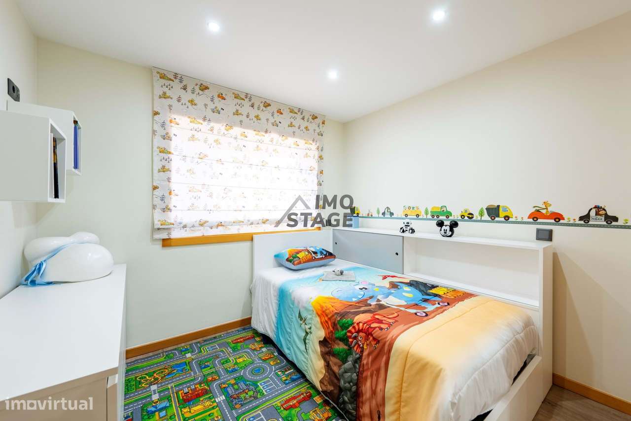 Moradia T3 de Luxo em Condomínio no Centro de Valongo-15