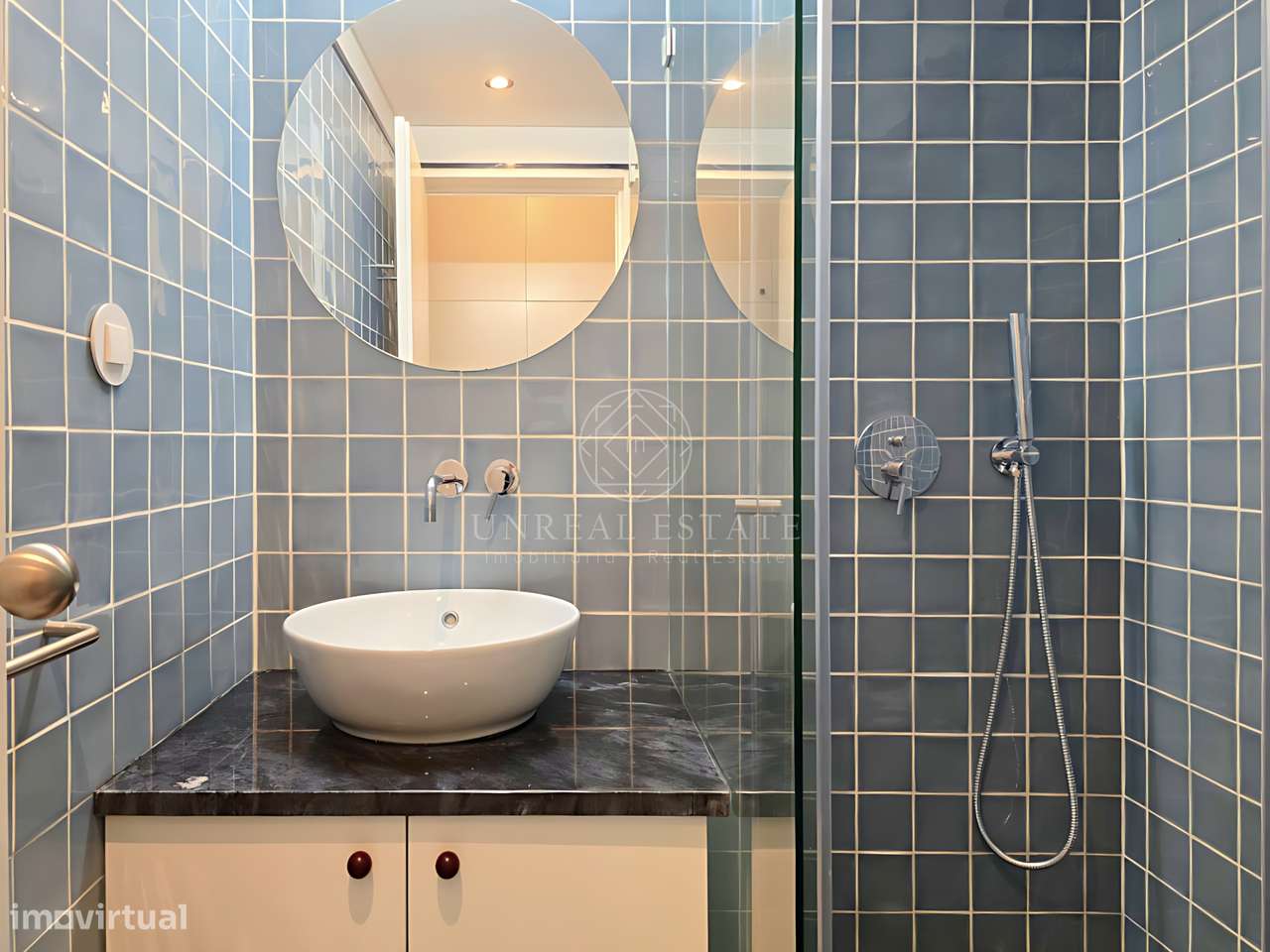 Apartamento T0 , novo, inserido em um edifício totalmente remodelado n-26