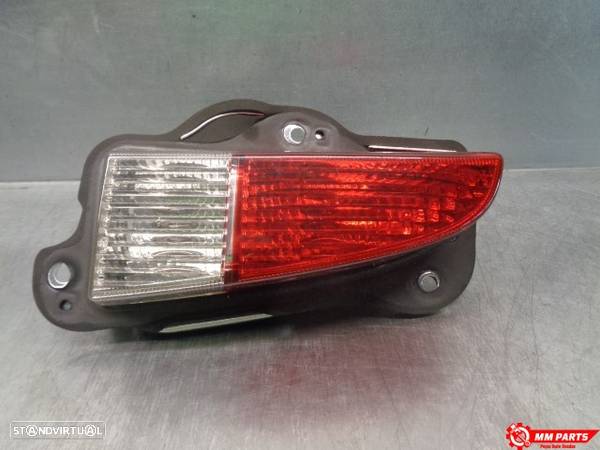 FAROL DE NEVOEIRO TRASEIRO ESQUERDO HYUNDAI ELANTRA SEDÁN XD 2004 - 1