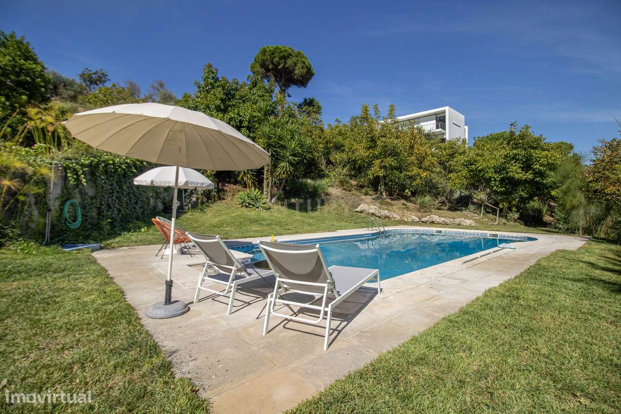 Quinta na Arrábida com moradia T5 de 364 m2 em lote de 13 520 m2 Onde-56