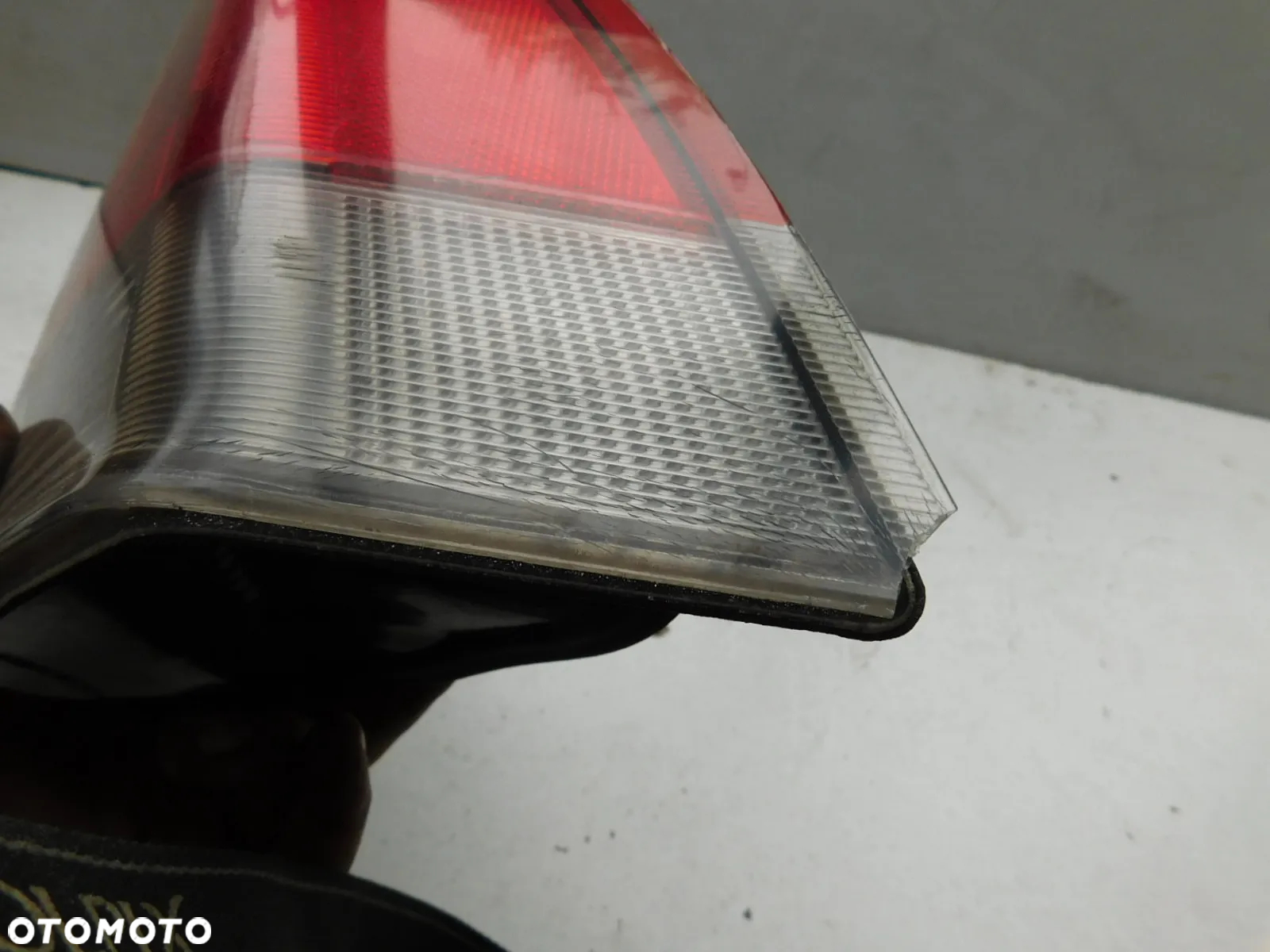 Lampa  prawa tył VOLVO S60 I 00-05 - 6