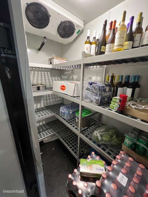 Loja - Restaurante totalmente Remodelado e Equipado-30