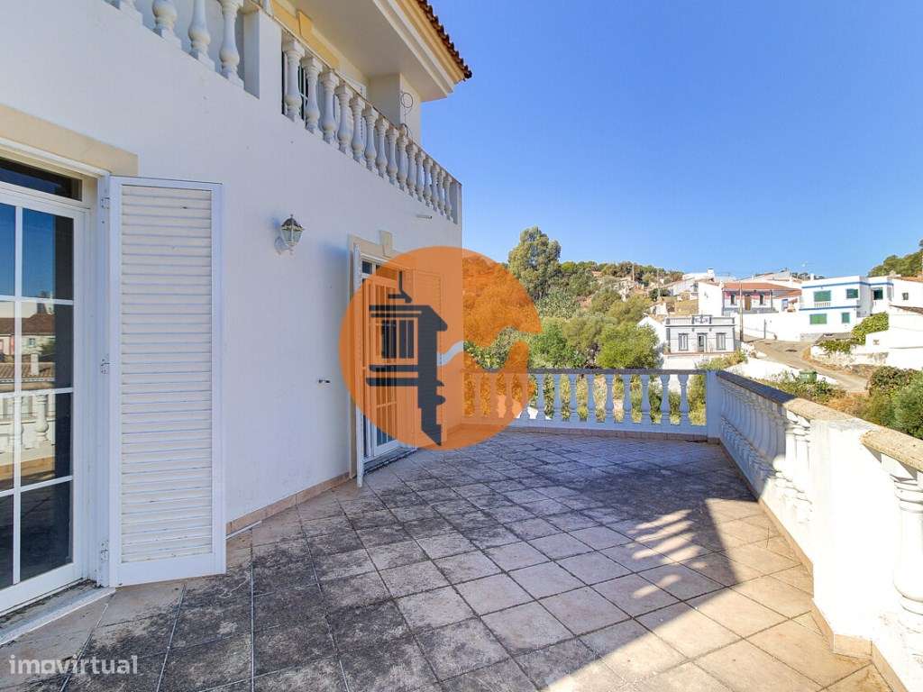 Moradia V4 com terreno + 1 estúdio com vista do rio em Álamo-15