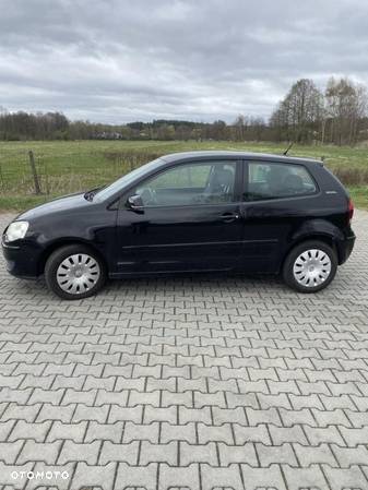 Volkswagen Polo - 2