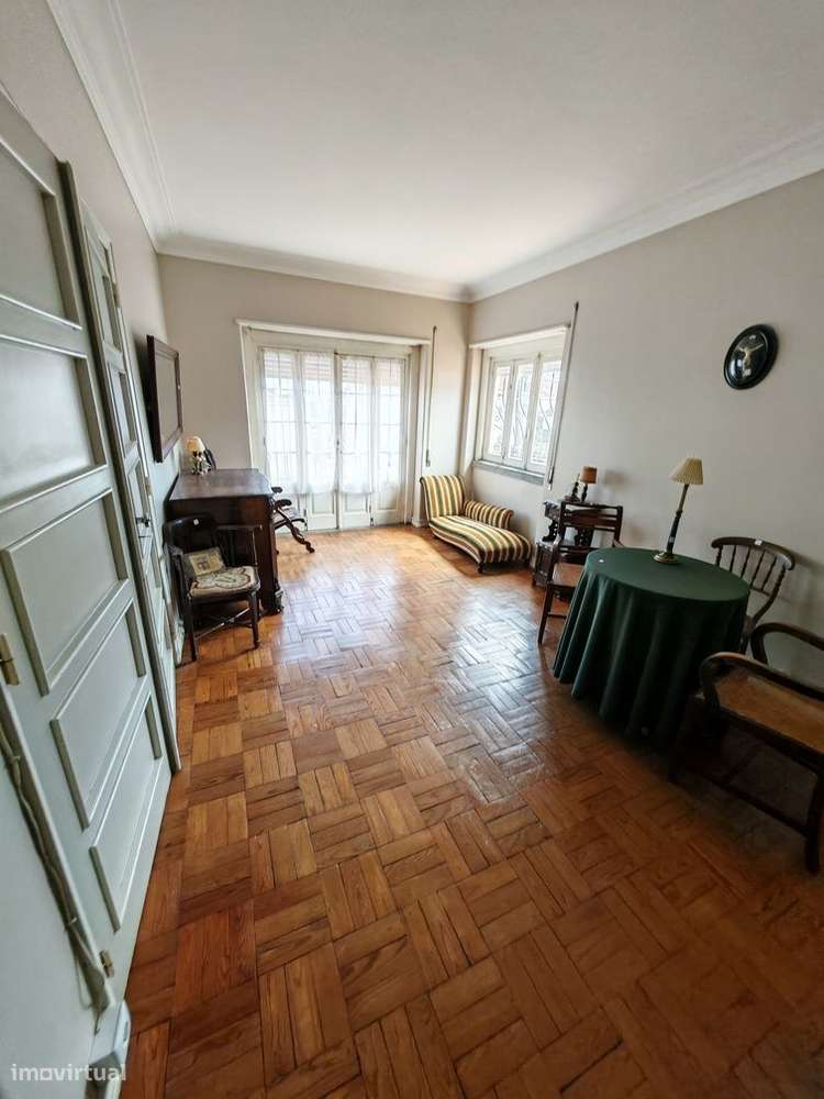 Moradia em bairro calmo de moradias - São João Estoril-48