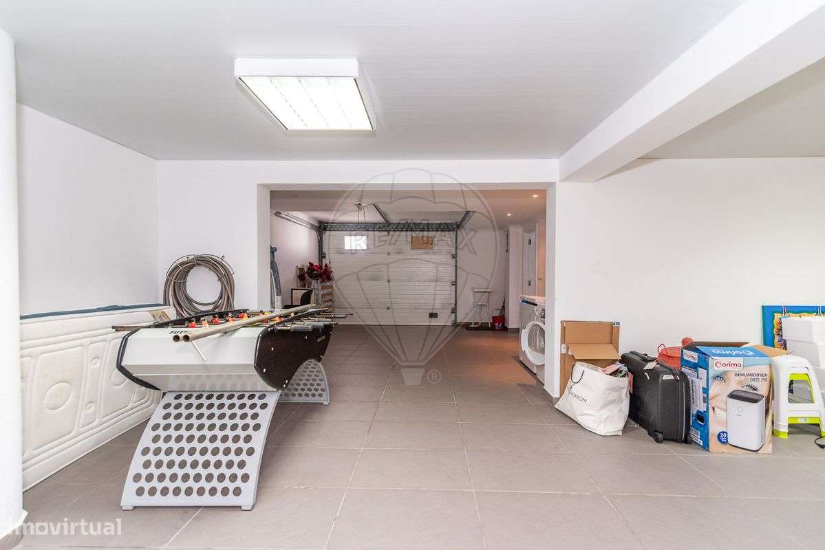 Moradia T5 para venda-43