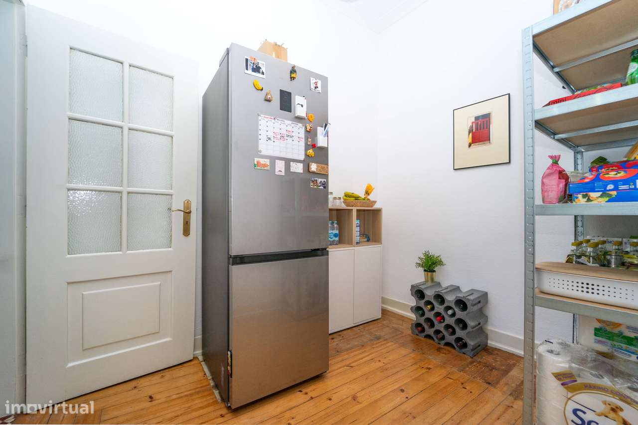 Apartamento T5 para venda na Rua Trindade Coelho Coimbra-25