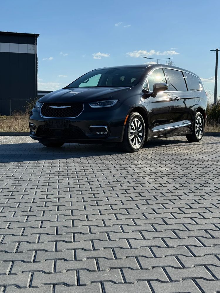 Chrysler Pacifica 2022