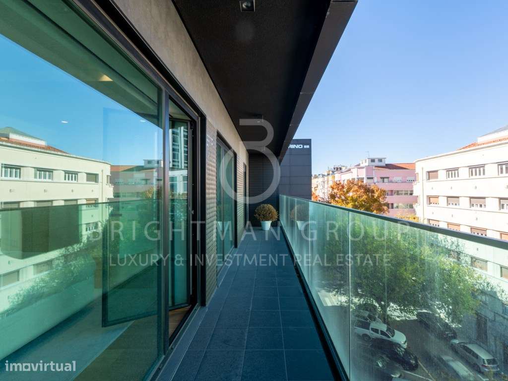 Apartamento T3 moderno junto ao Parque Eduardo VII, Lisboa-26