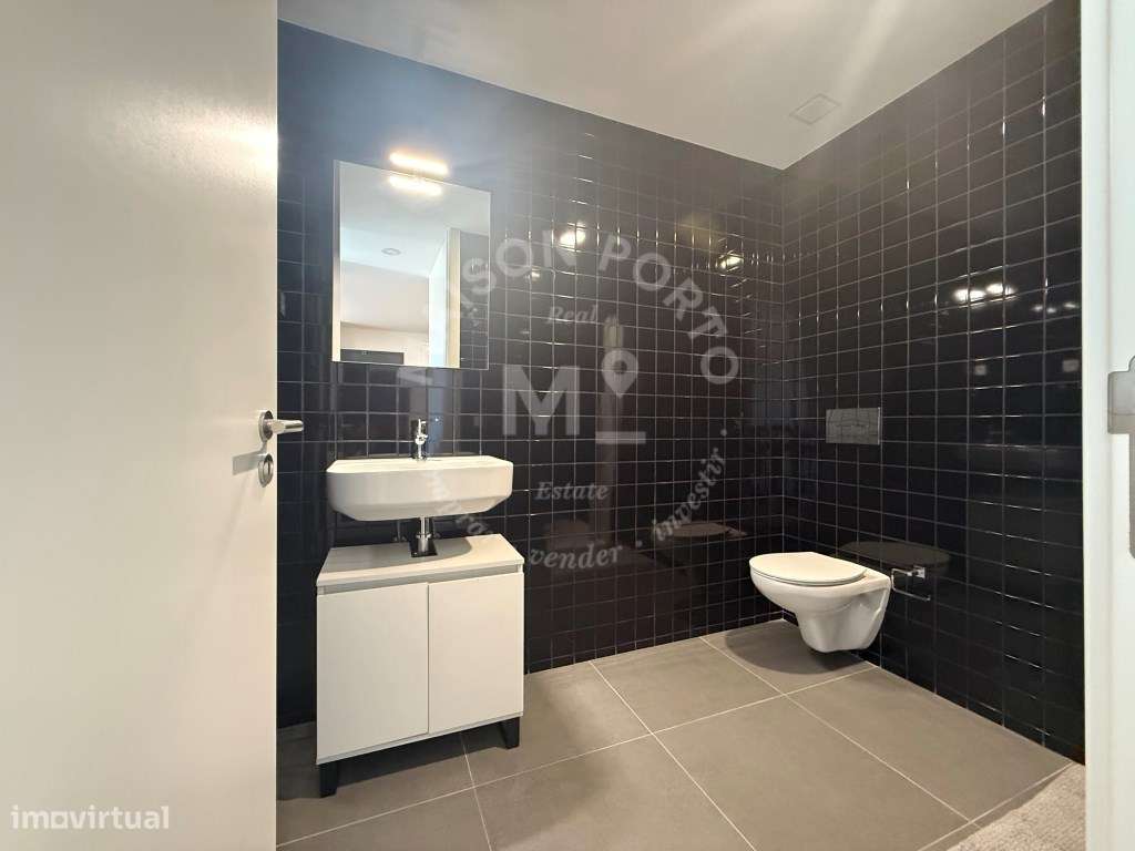 Apartamento T1 com Varanda, Vista Mar e Lugar de Estacionamento em ...-19