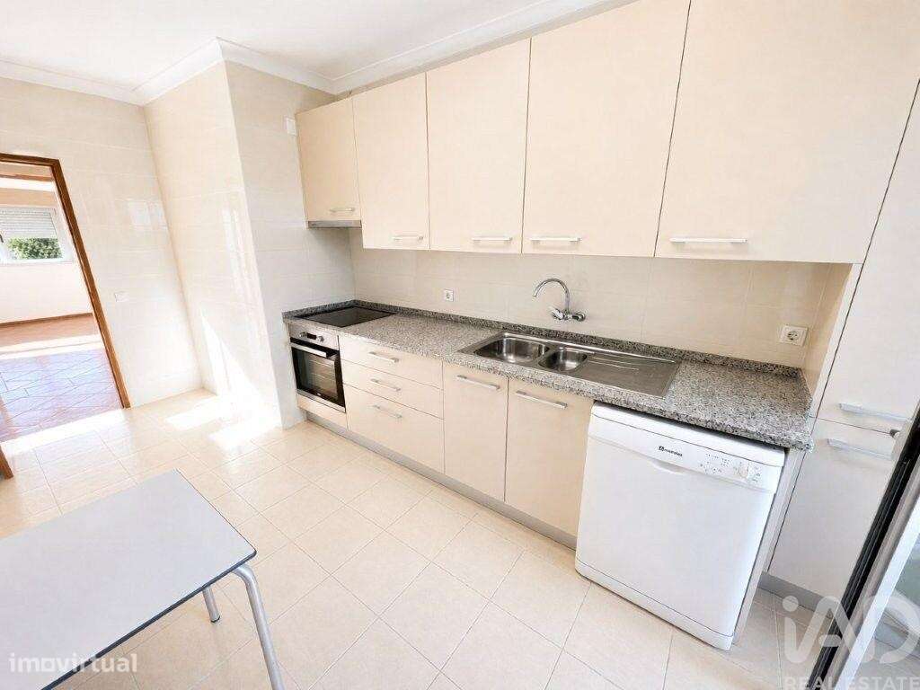 Property in Leiria, Pousos, Barreira e Cortes, Leiria