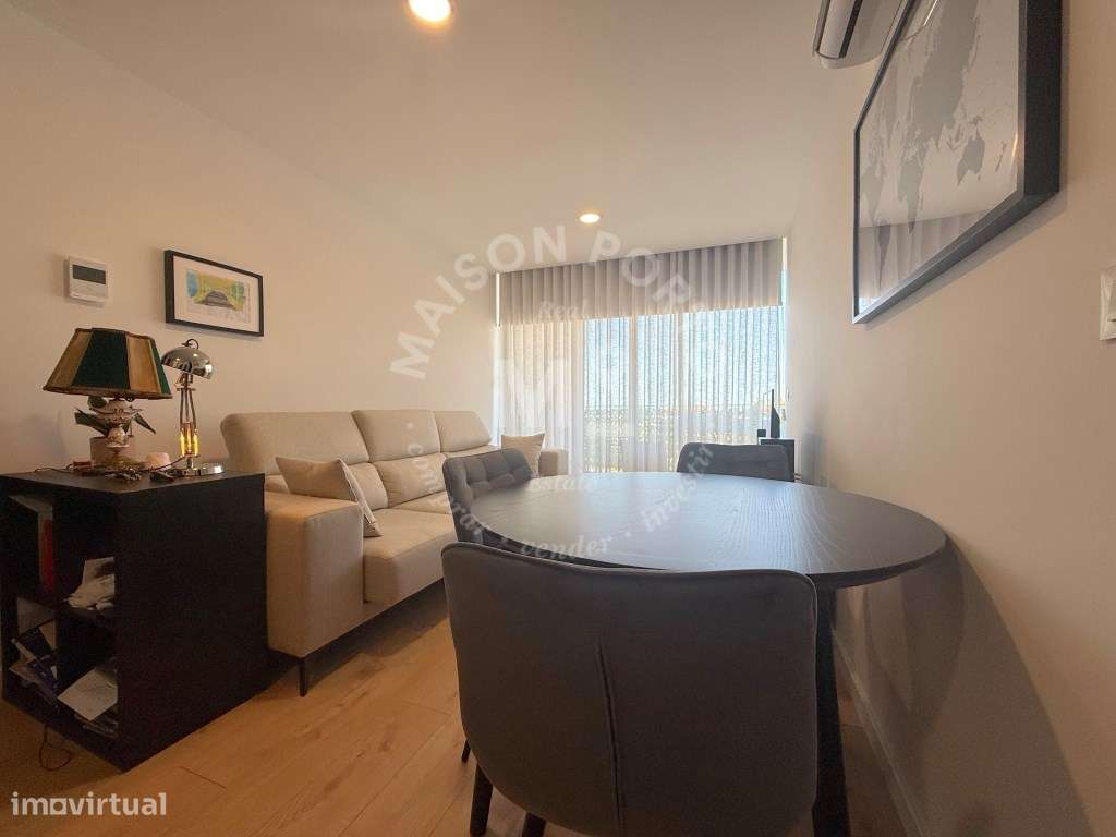 Apartamento T1 com Varanda, Vista Mar e Lugar de Estacionamento em ...-7