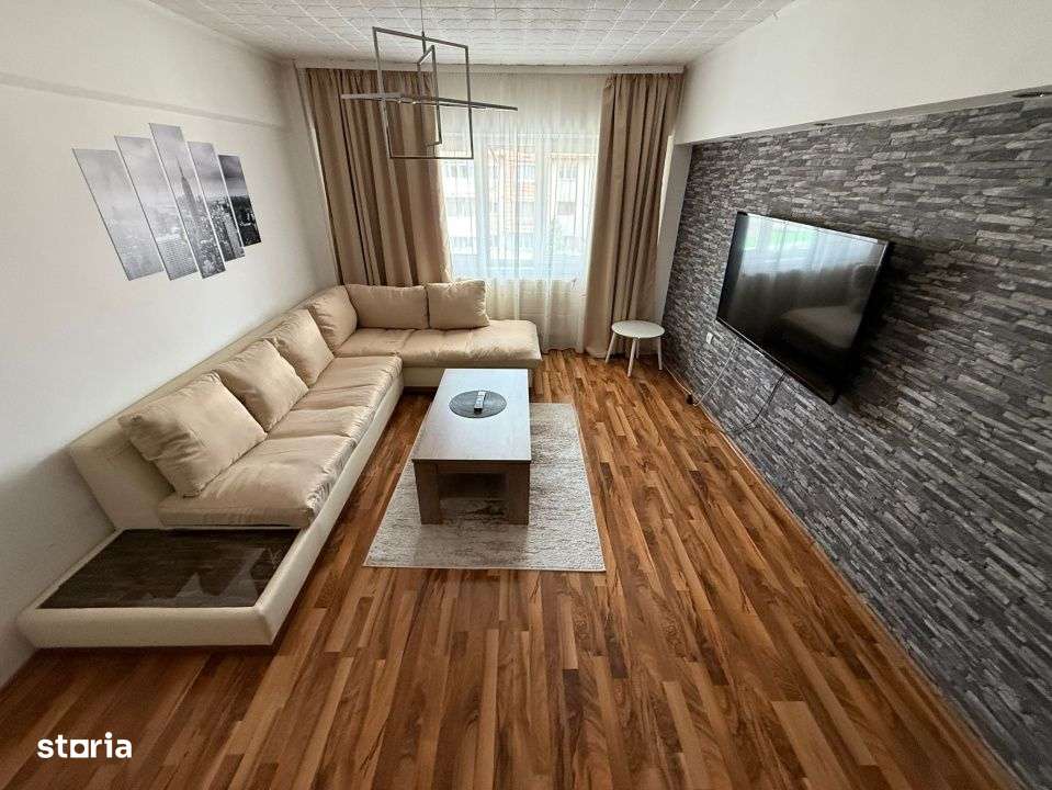Apartament *modern* 3 camere - strada Victoriei -  zona centrala - Imagine principală: 1/9
