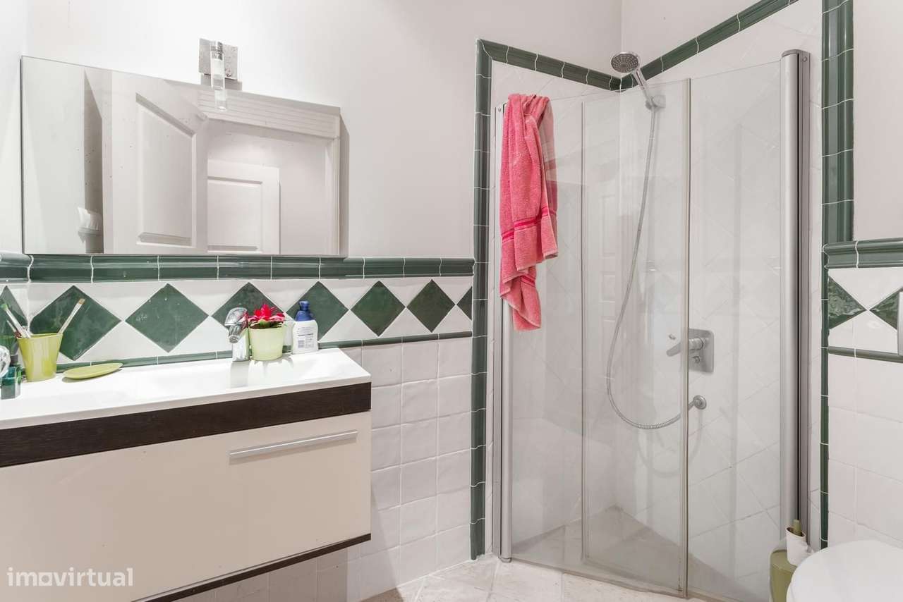 Moradia T4 + 1 com piscina, Pena, Lisboa-31