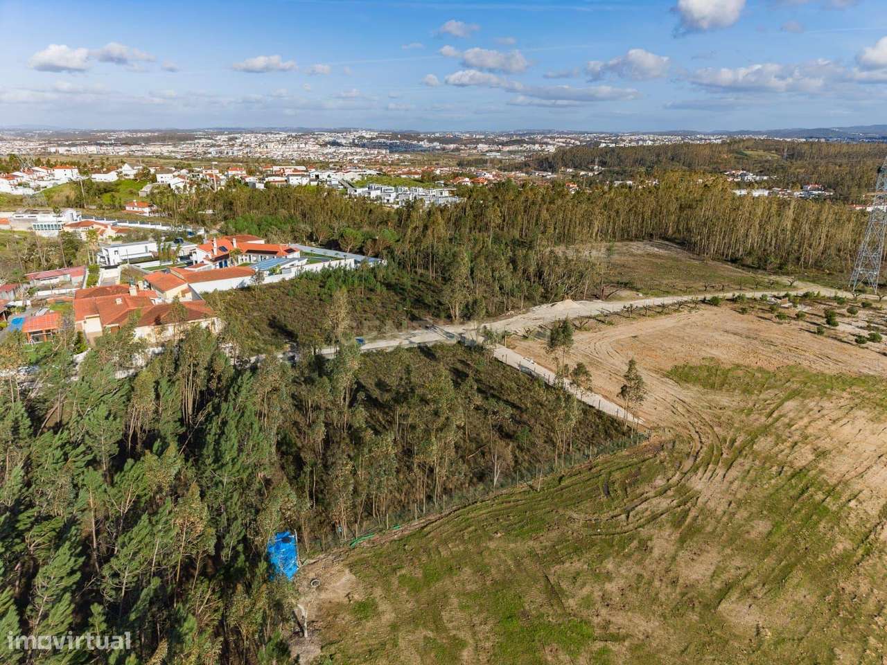 Terreno Rústico com Viabilidade de Construção — Barosa, Leiria - Grande imagem: 4/17