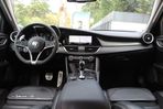 Alfa Romeo Giulia 2.2 D Veloce Ti Q4 AT8 - 14