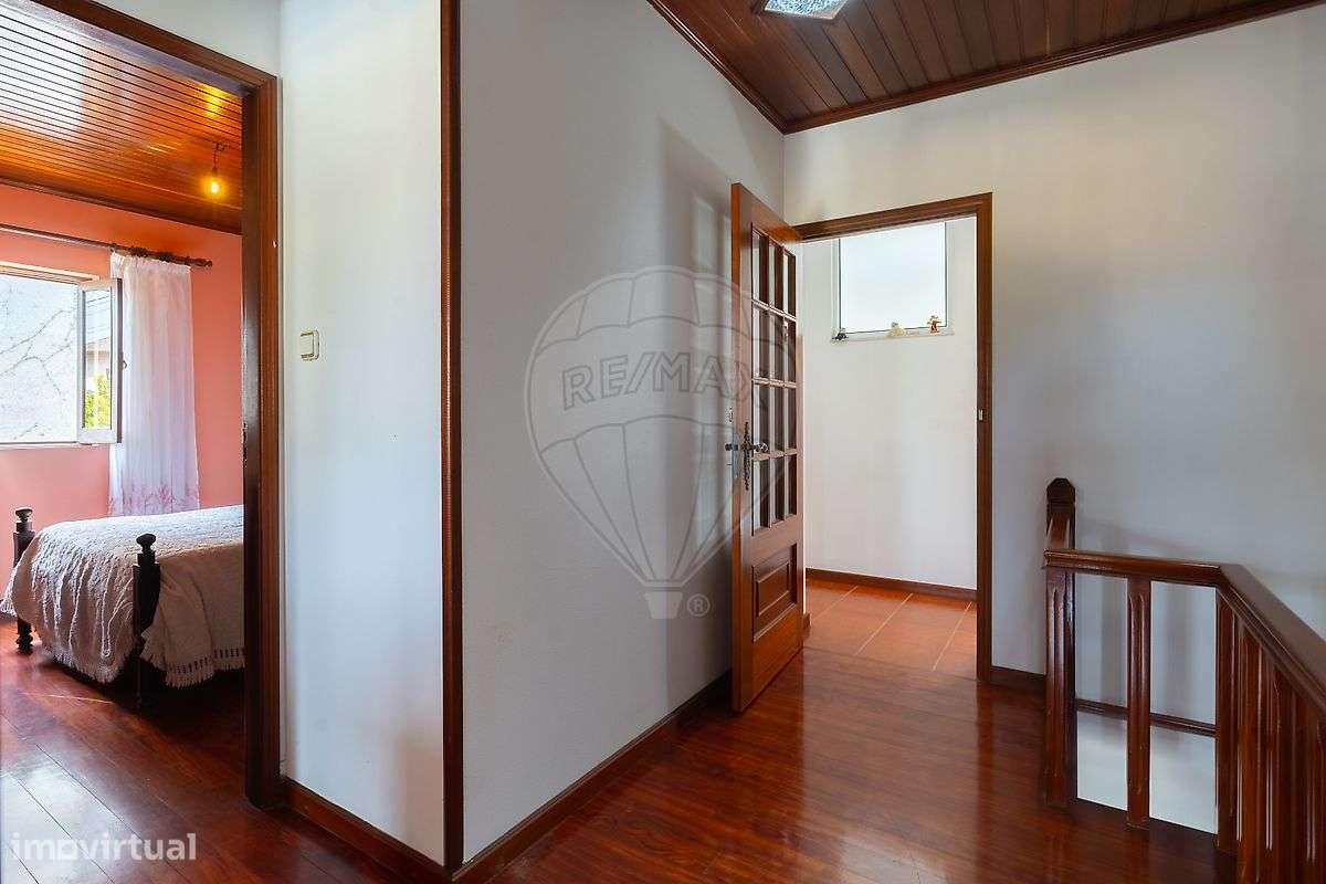Moradia T4 para venda-23