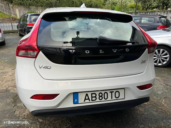 Volvo V40 1.6 D2 Eco Momentum - 6