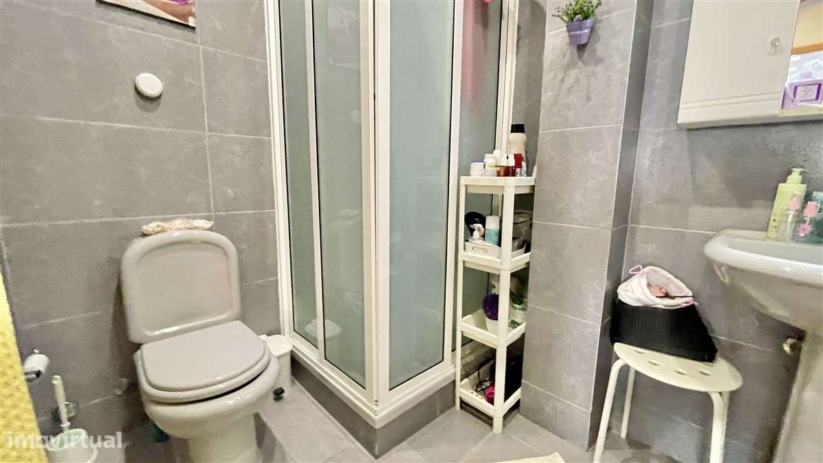 Andar de Moradia T2-Aver-o-Mar-Terraço-garagem fechada-21