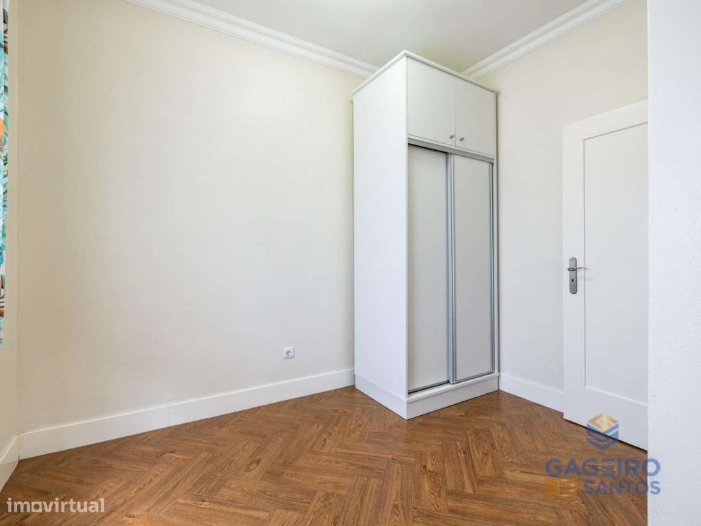 Moradia T2 + 1 com Jardim e Churrasqueira a 5 Minutos da Praia-37