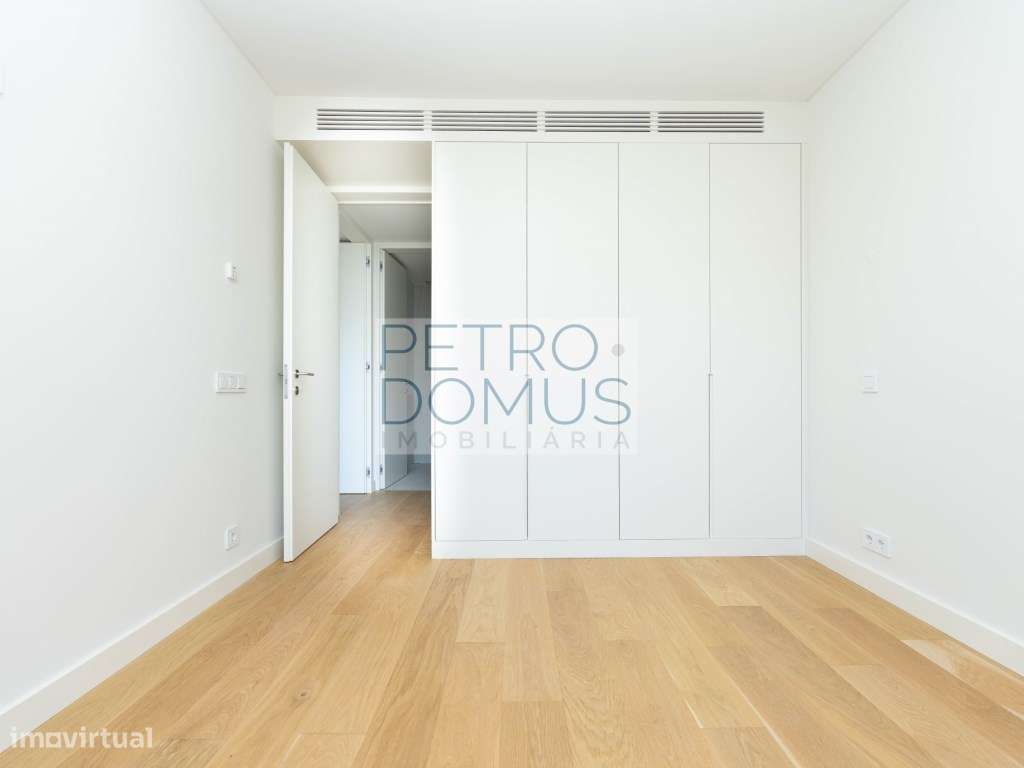 T2 UNIQUE BENFICA - NOVO-8