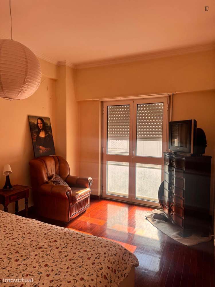 Quarto - localizado em Arroios Lisbon - Grande imagem: 4/7
