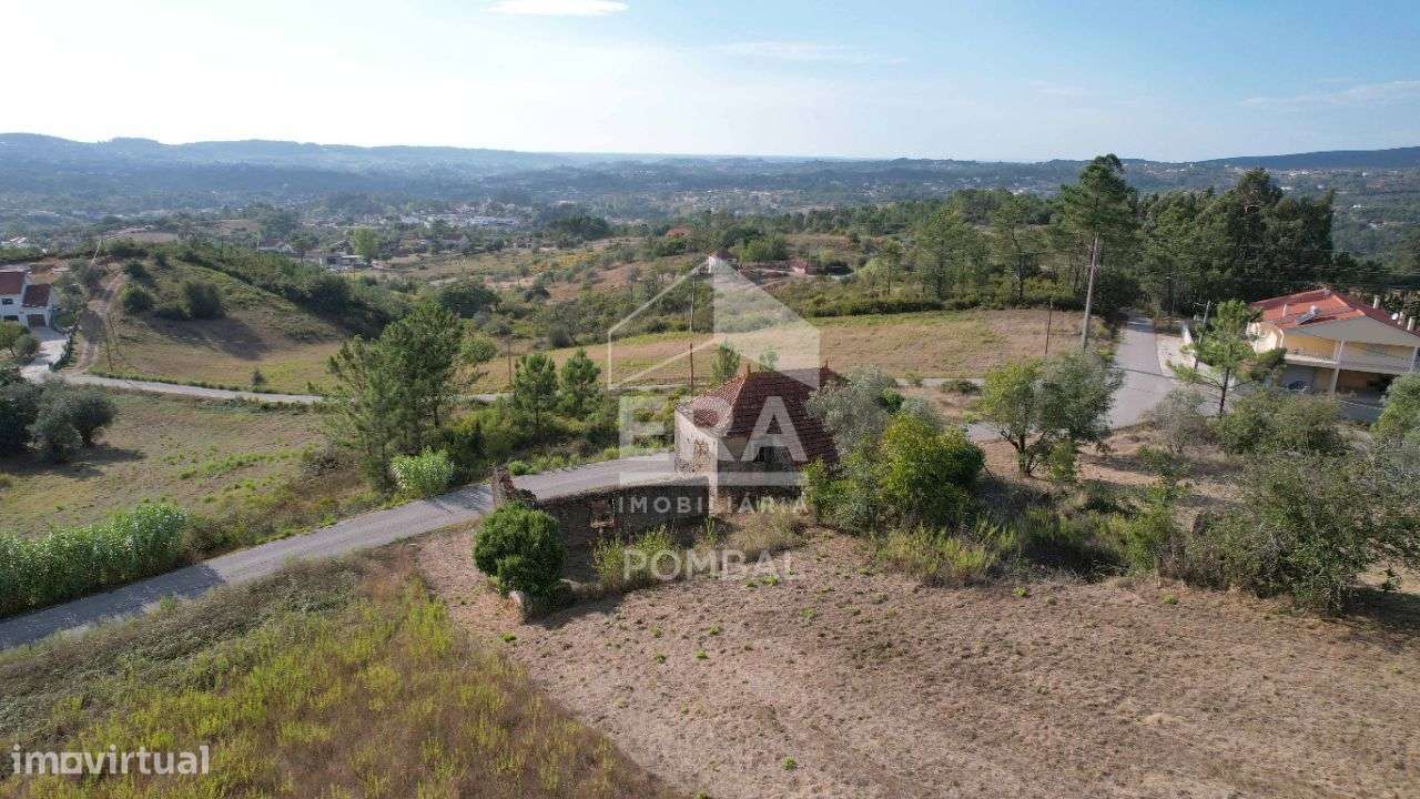 Moradia T3 localizada em Vila Cã, Pombal-19