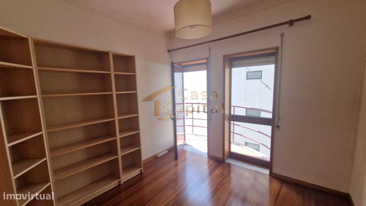 Apartamento T4 Sra. Conceição-38