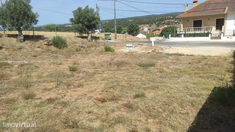 Vendo Terreno com Projecto de Arquitetura Aprovado - Grande imagem: 4/12