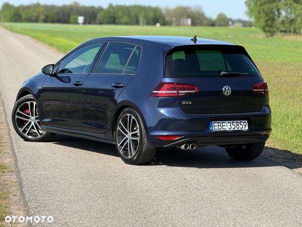 Volkswagen Golf VII 2.0 TDI BMT GTD DSG - 11