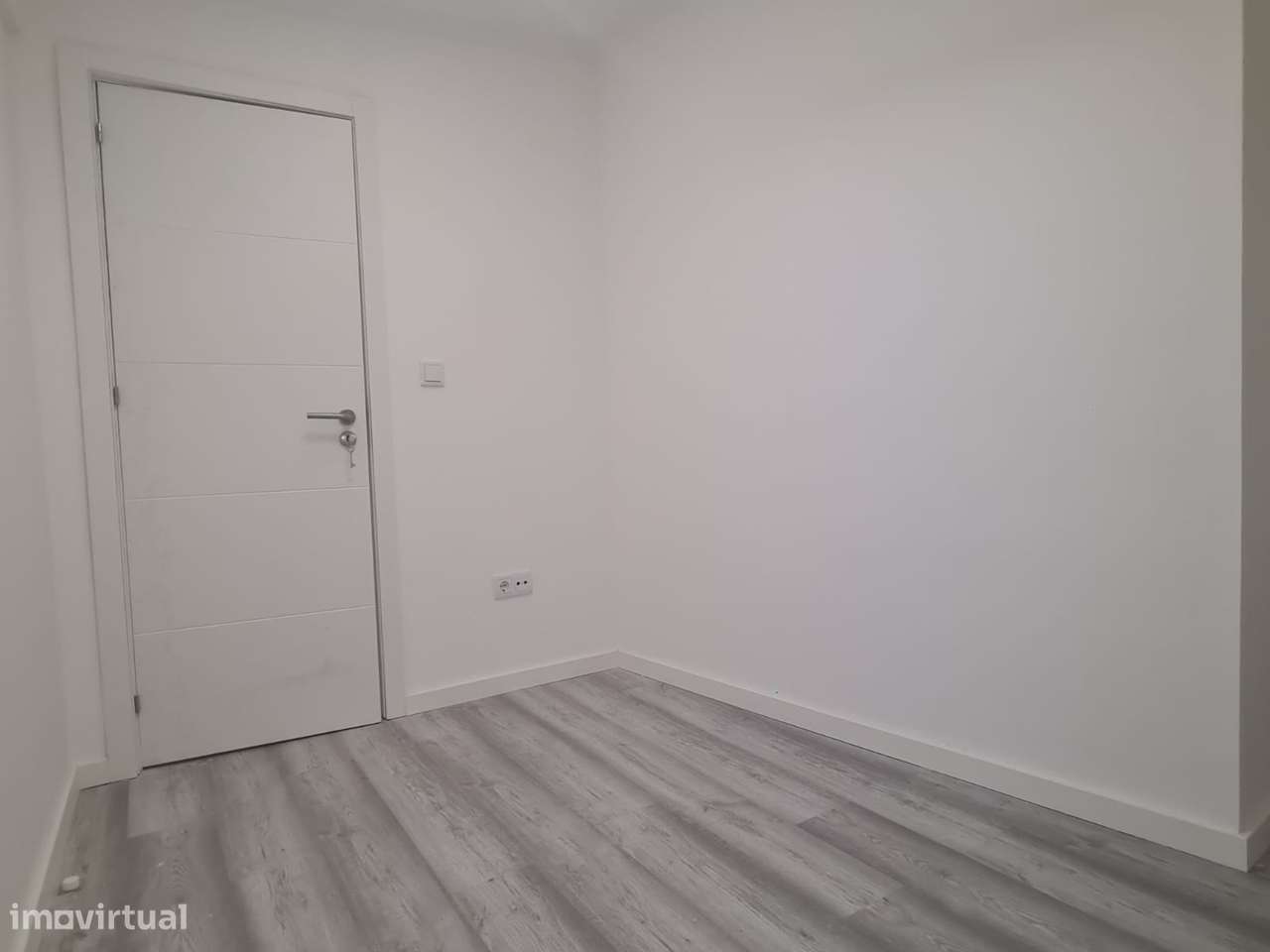 Moradia T3 Renovada Niza - Com Quintal-17