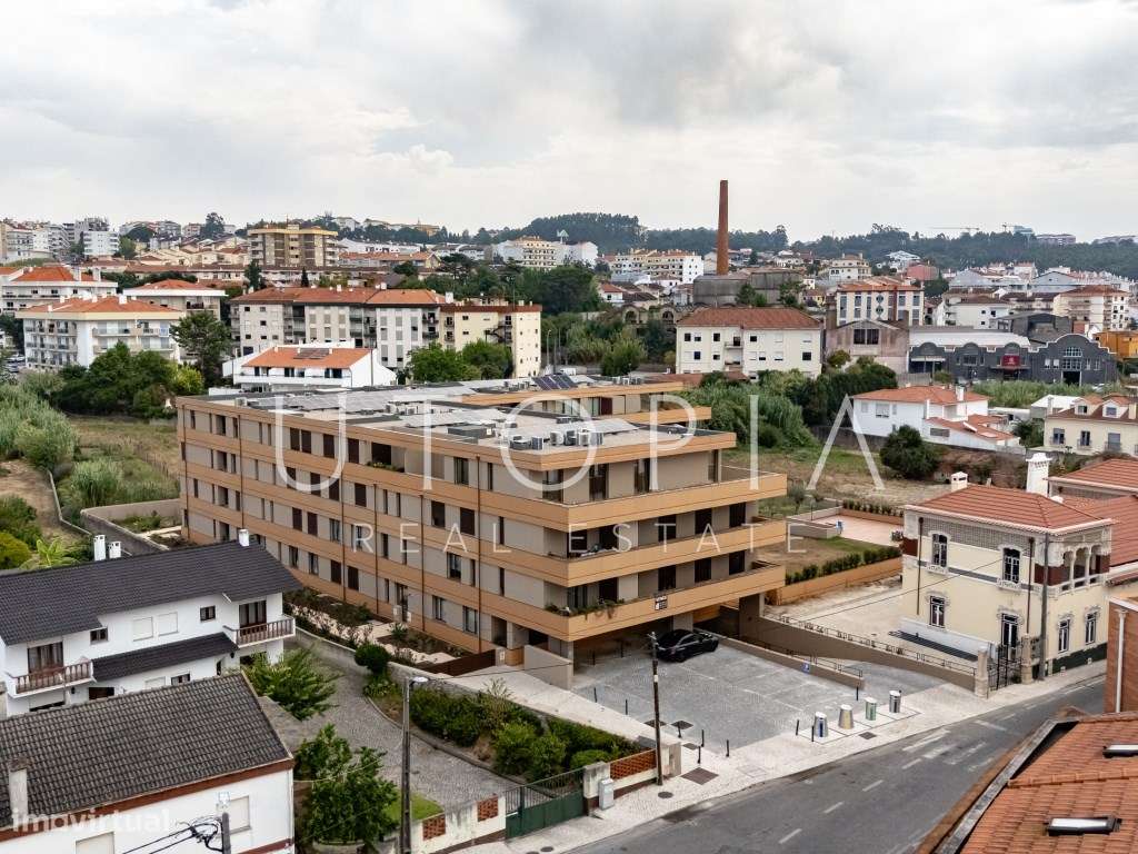 Apartamento T4 de Luxo no centro de Leiria-58
