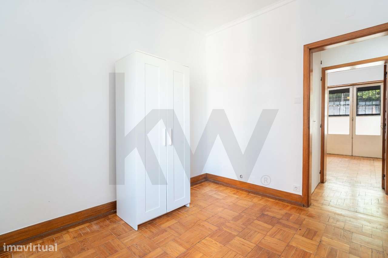 2 Apartamentos T8 + Piso Independente | 3 Garagens | Coimbra-19