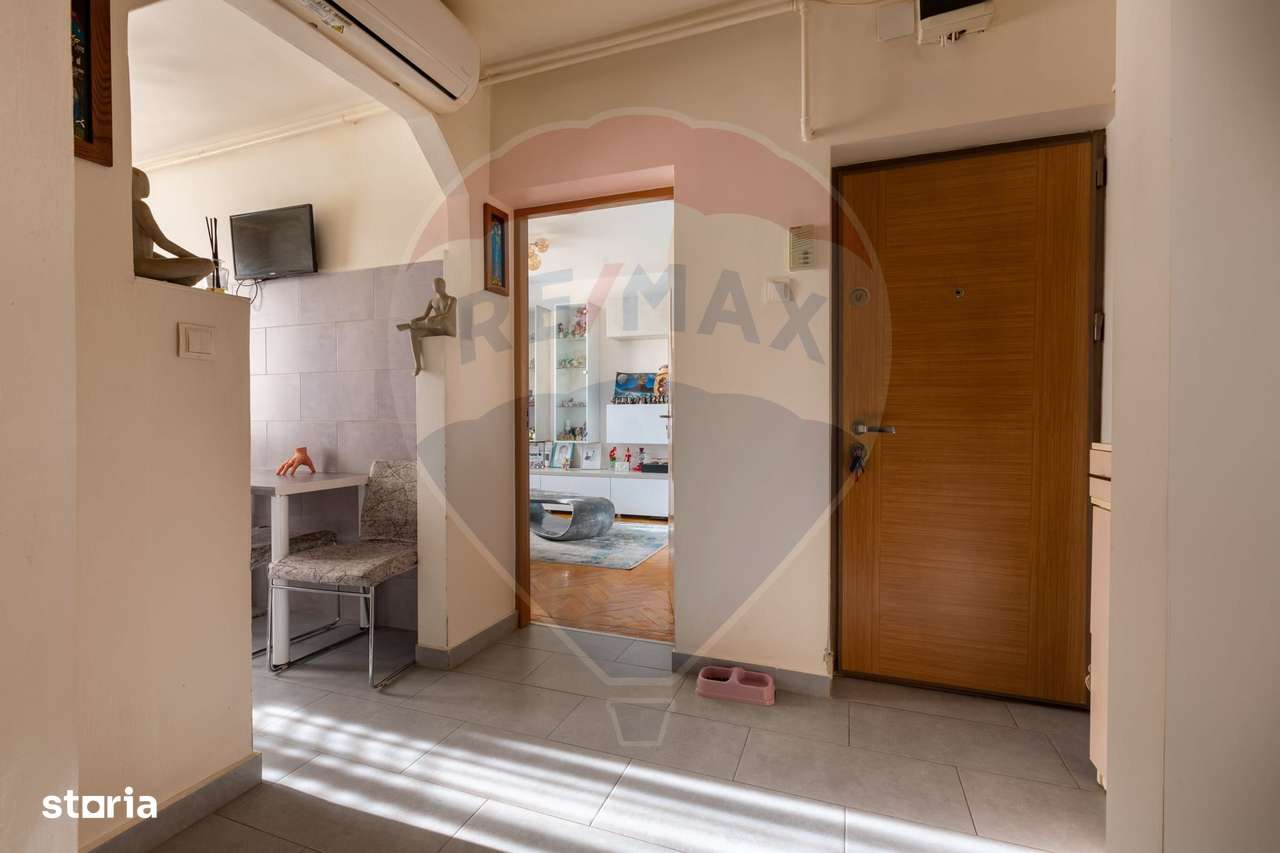 Apartament de vanzare cu 2 camere decomandate, confort 1 Vitrometan-5