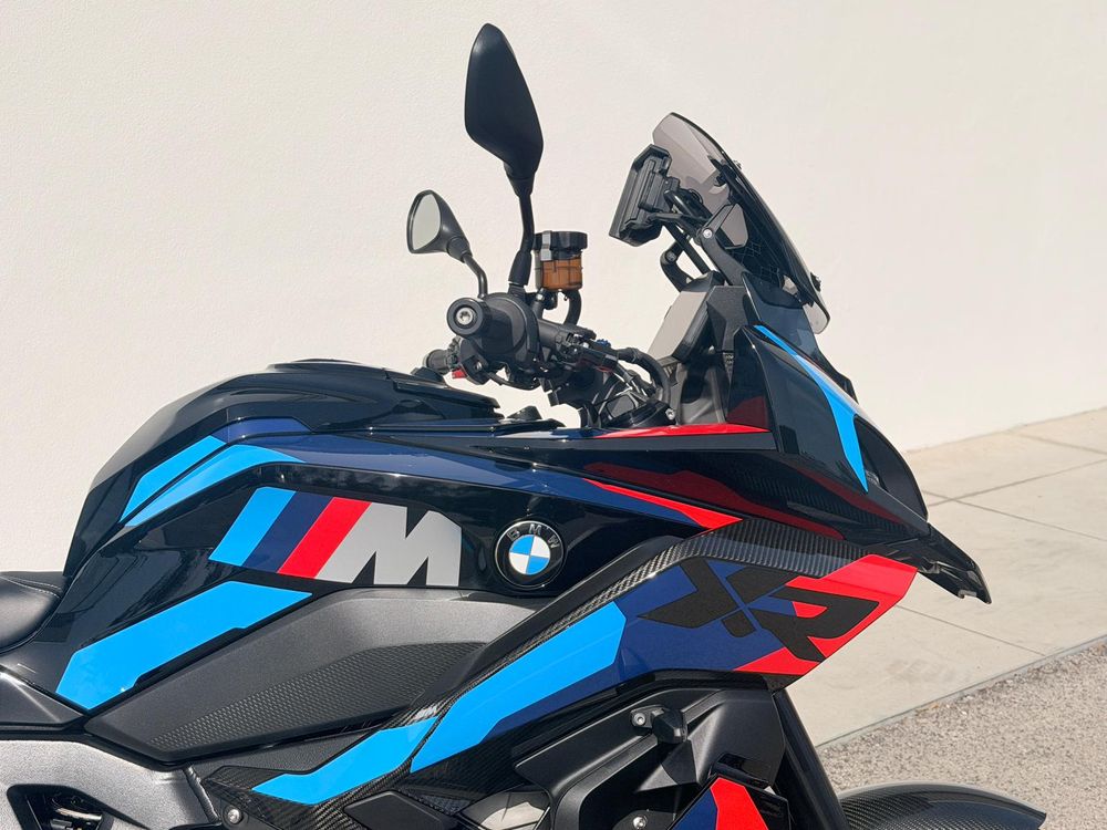 BMW M 1000 XR