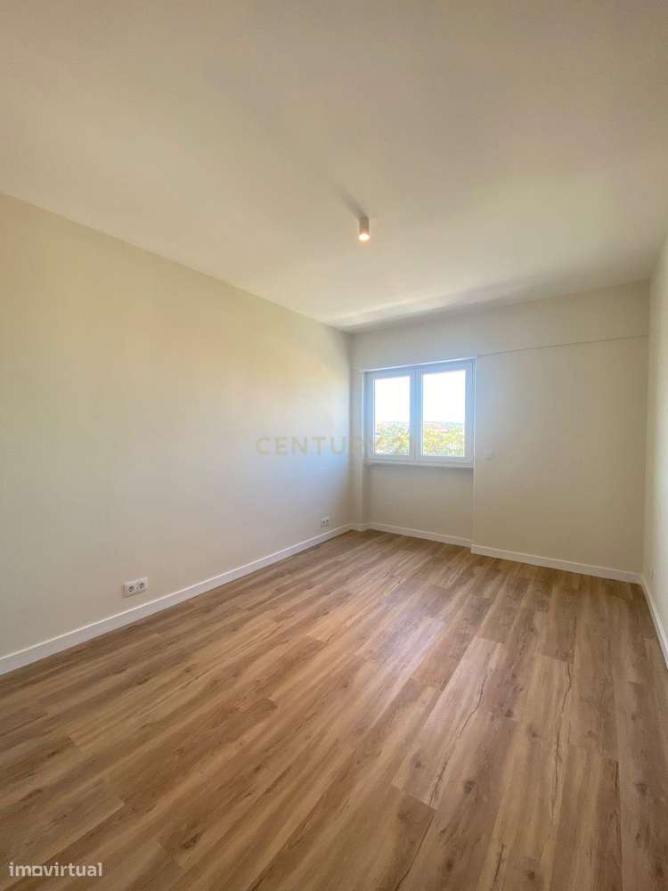 Apartamento T2 junto ao Alto dos Moinhos-15