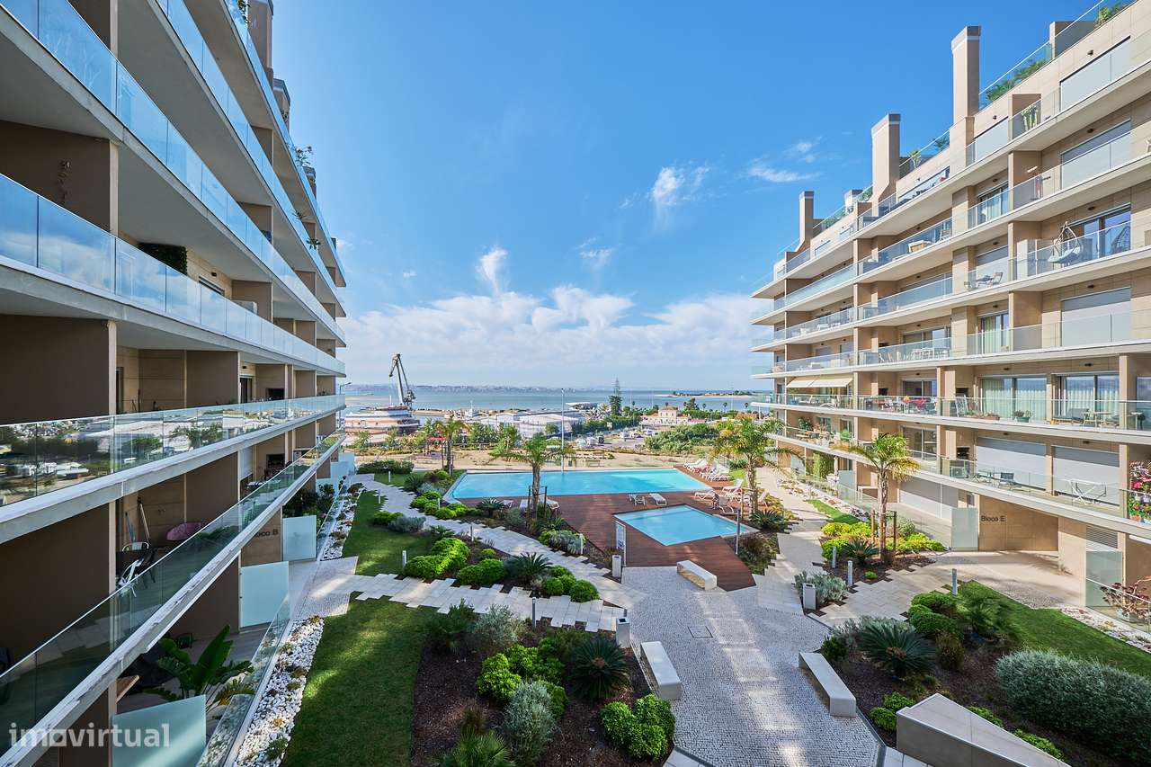 T4 Deslumbrante c/ Vista Tejo | One River Seixal-10