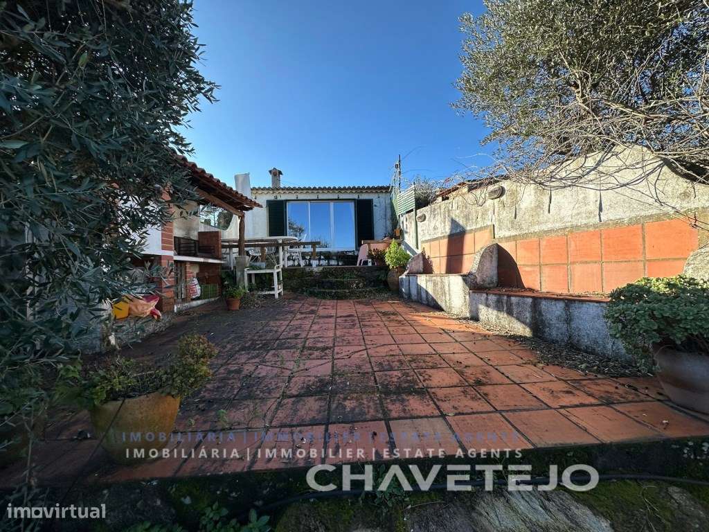 Moradia T2 com piscina e duas ruínas para reconstruir perto da Albu... - Grande imagem: 5/34