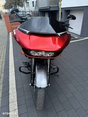 Harley-Davidson Touring Road Glide - 14